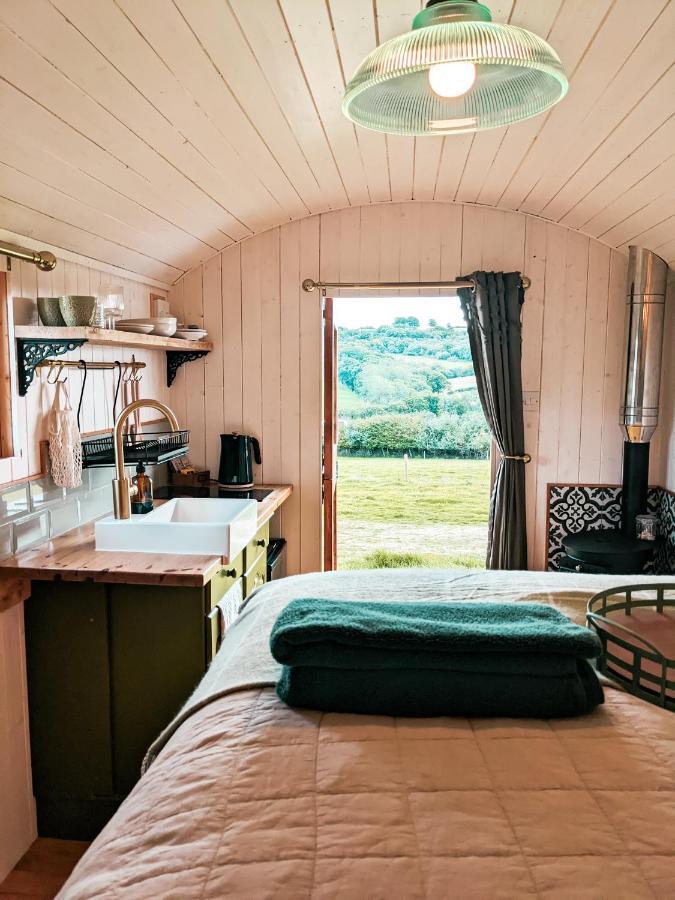Stunning Shepherd'S Hut Retreat North Devon Bideford Exterior foto